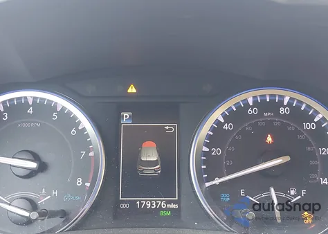 2019 Toyota Highlander Limited Platinum from USA, damaged, VIN 5TDDZRFH5KS745450